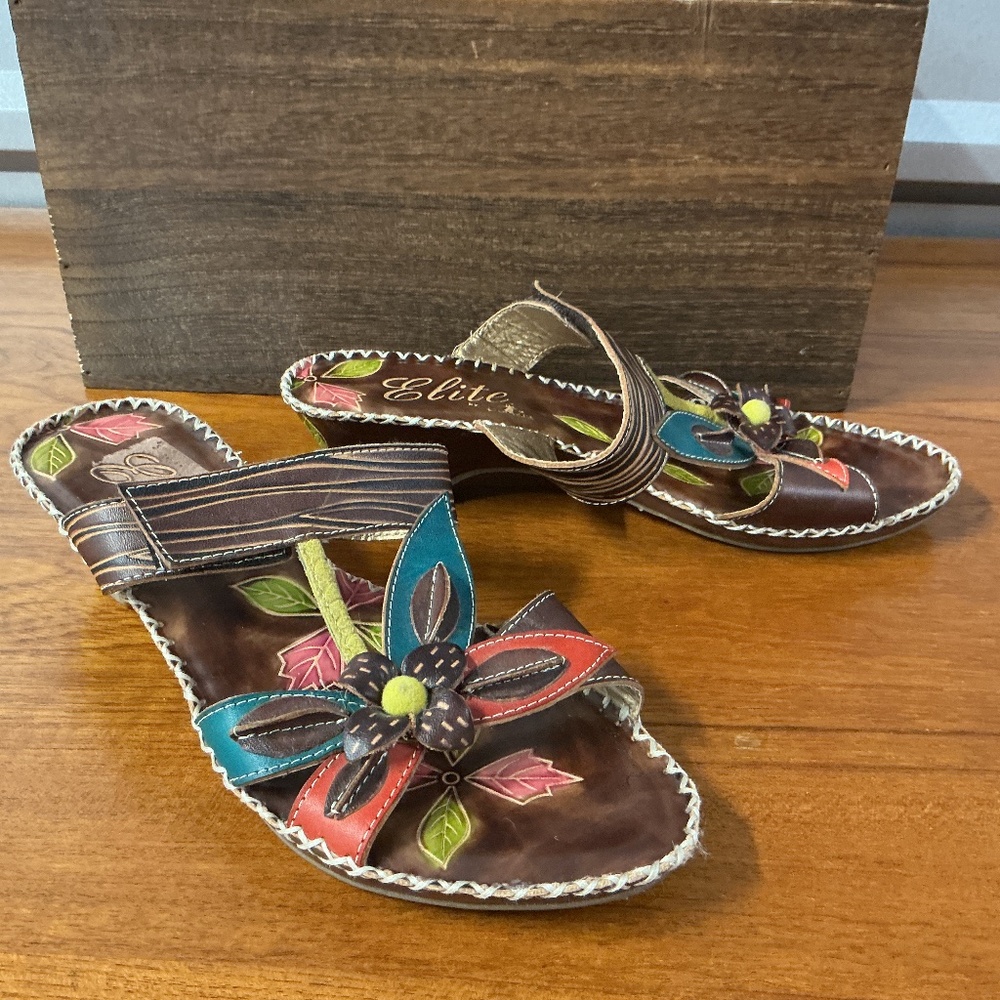 Elite By Corkys Women Belize Brown Floral Leather Wedge Sandal Size 39EU 8.5US